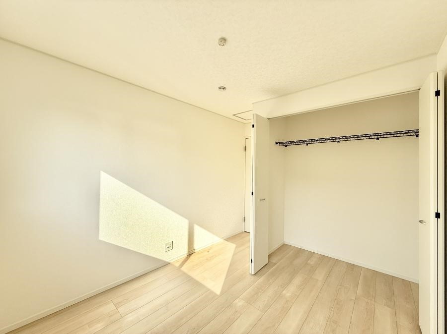 �q������ ����