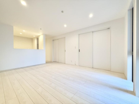 rO 났ƏΊ炪W܂AS܂郊rO