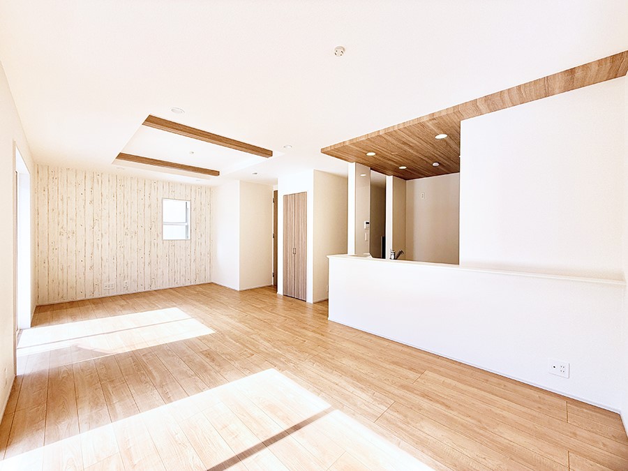 rO 났ƏΊ炪W܂AS܂郊rO