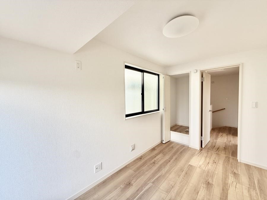 �q������ �������Ƌ�⃌�C�A�E�g�����R�ɔz�u�ł��邽�ߎg�����肪�ǂ����K�ɉ߂����܂�