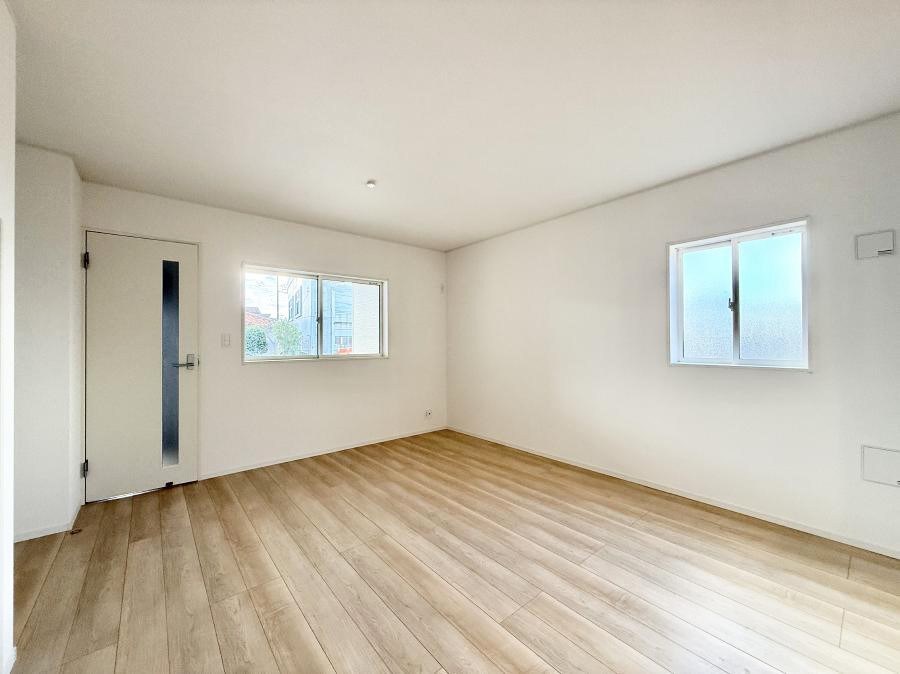 ���r���O �����������������Ɠ��ʂɂ���A�e���̋��