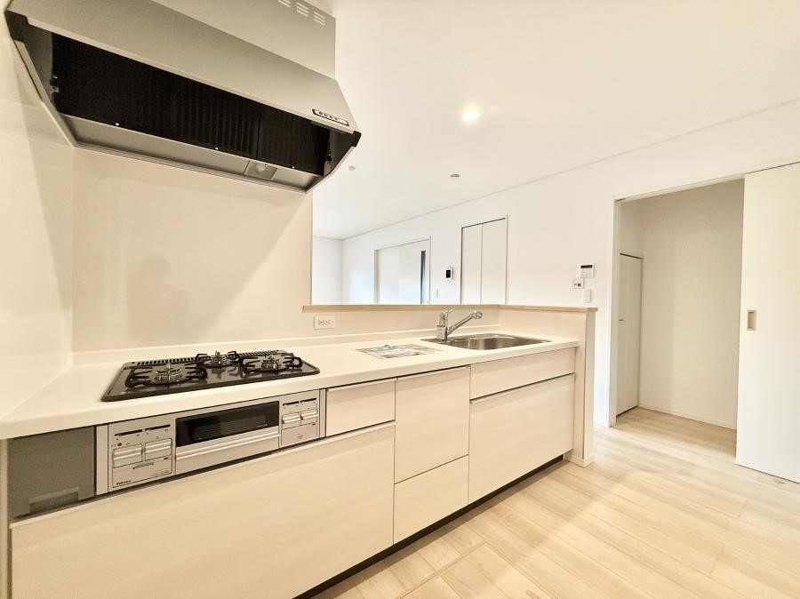 �L�b�`�� �����������������Ԃ����܂��A�Ί炠�ӂ��L�b�`��