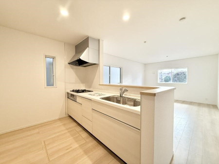 �L�b�`�� �������A�C�f�A�L����A�N���G�C�e�B�u�ȗ������