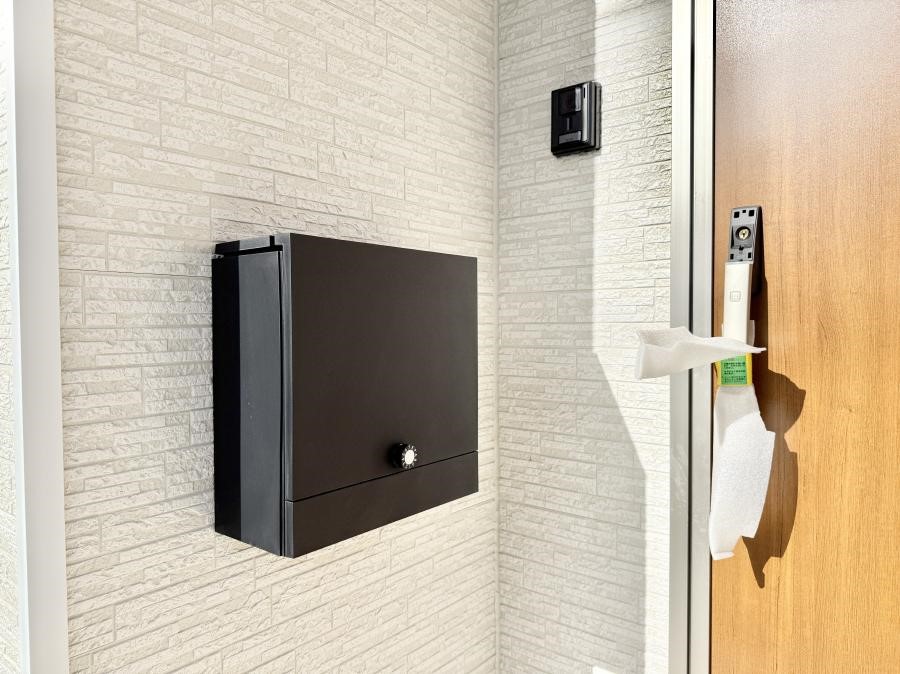 ���̑����� �ݔ����s�ݎ��ł��ו����󂯎���֗��ȑ�z�{�b�N�X