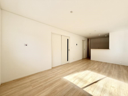 ���r���O ���������났�ƏΊ炪�W�܂�A�S���܂郊�r���O