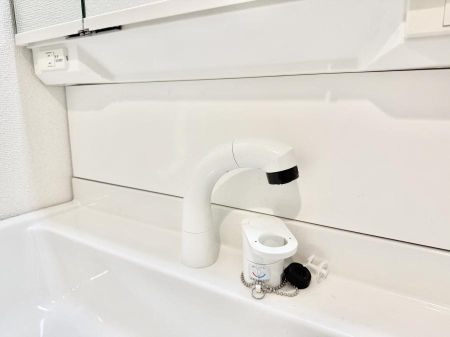 ���̑����� �ݔ����ׂ��������܂Ő􂢂₷���֗��ȃn���h�V�����[�t��