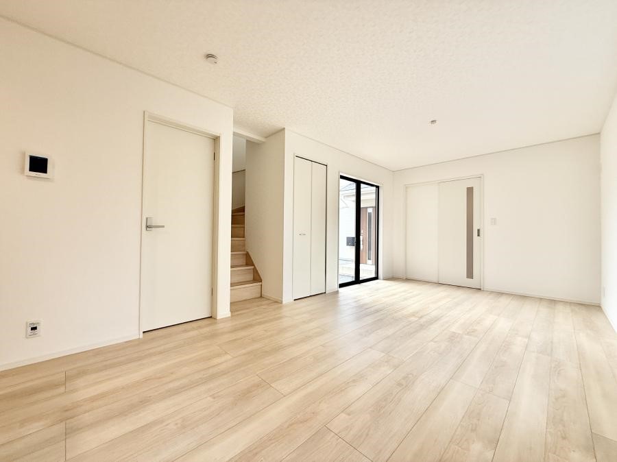 rO Cɓ̏ꏊŁÂтƂԂ