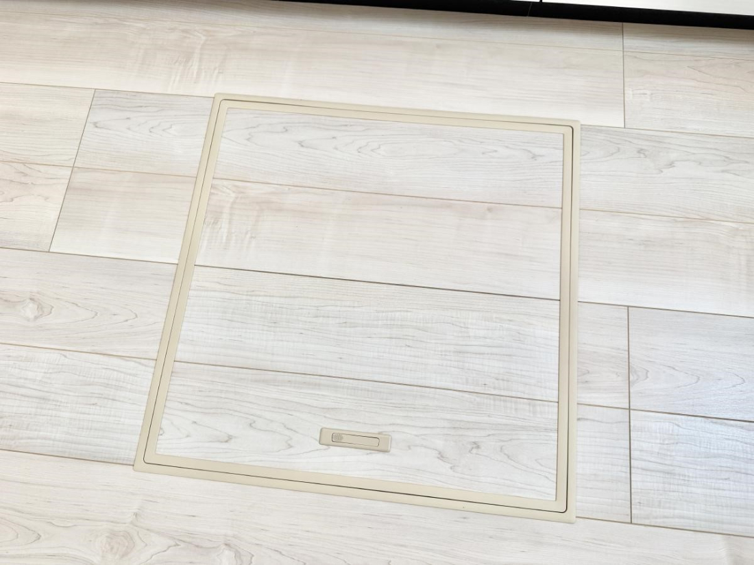 ̑ ݔBꂽ[Xy[XŉƑŜXbL