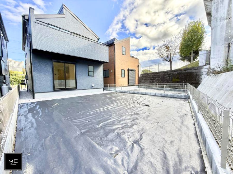 nOώʐ^ OρV炵n܂ꏊŁAƑJ[߂