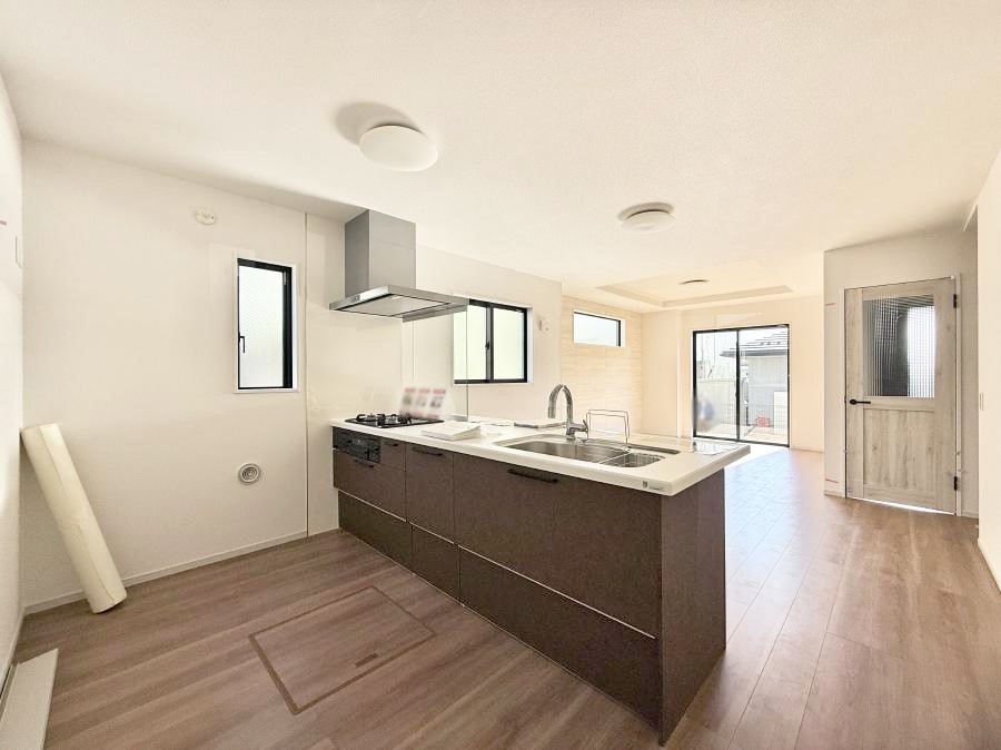 �L�b�`�� ���������y���݂ƐH�ׂ�K����͂���L�b�`��