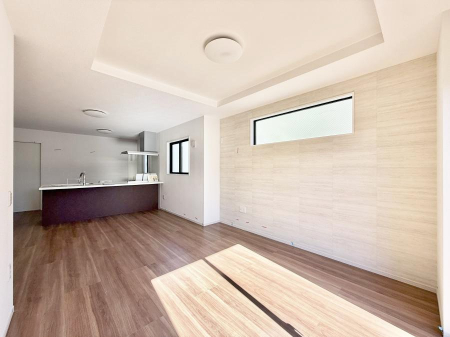 ���r���O ���������났�ƏΊ炪�W�܂�A�S���܂郊�r���O