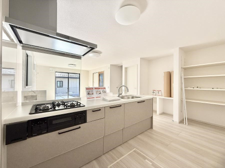 �L�b�`�� �������Ƒ����J��[�߂�A������̂���L�b�`��