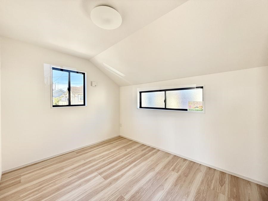 �Q�� ���������̔z�u��ʋC���̗ǂ��݌v�ŕ����̋�C�������炸�A��ɐV�N�ȋ�C������܂�