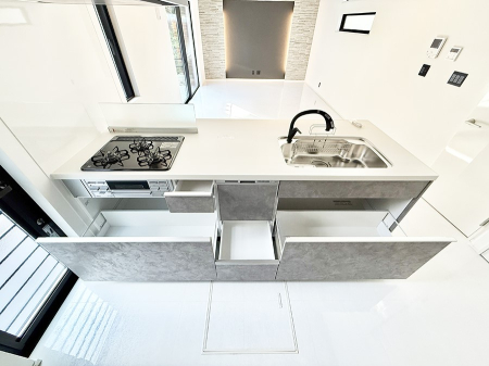 �L�b�`�� �������Ƒ����J��[�߂�A������̂���L�b�`��