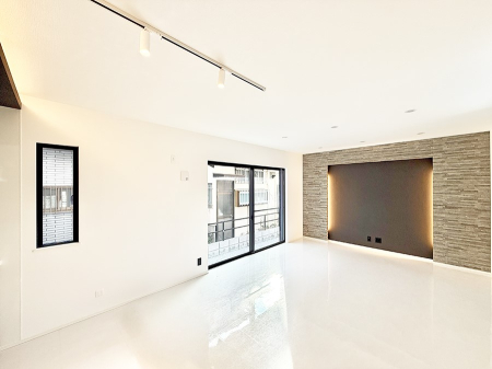 ���r���O ���������ƕ���������A�����b�N�X�ł�����