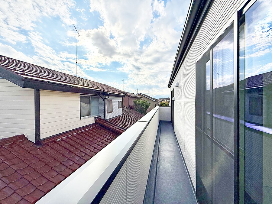 �o���R�j�[ ������ �G�߂̈ڂ낢����������J���I�ȋ�Ԃł�