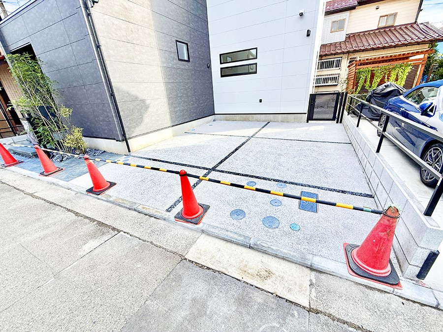  �O�ρ��J�[�X�y�[�X�L