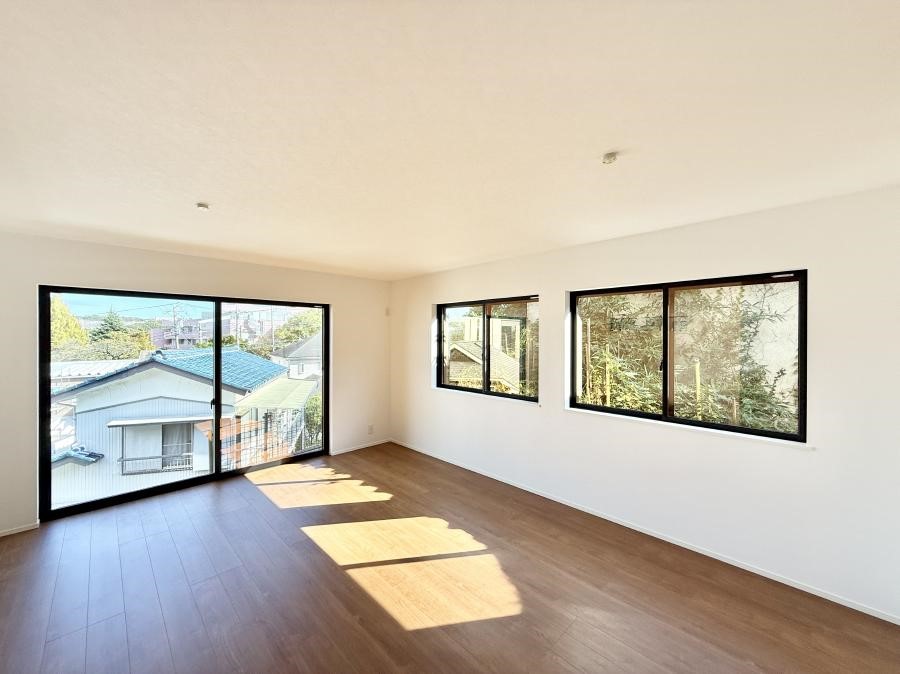 ���r���O �������S���������ꏊ�A�������߂����郊�r���O