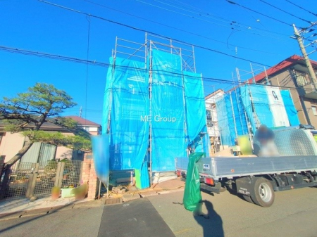 nOώʐ^ OρV炵n܂ꏊŁAƑJ[߂