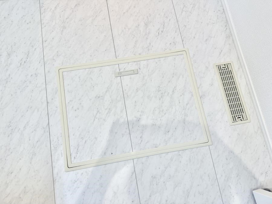 ̑ ݔBꂽ[Xy[XŉƑŜXbL