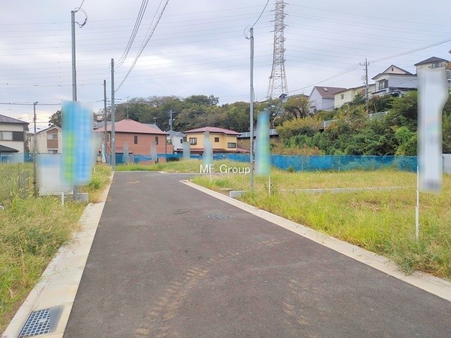 nOώʐ^ OρV炵n܂ꏊŁAƑJ[߂