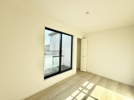 �Q�� ���������̔z�u��ʋC���̗ǂ��݌v�ŕ����̋�C�������炸�A��ɐV�N�ȋ�C������܂�