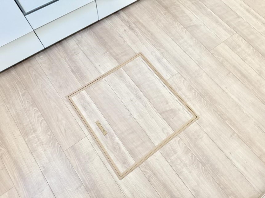 ���̑����� �ݔ����B�ꂽ���[�X�y�[�X�ŉƑS�̂��X�b�L��