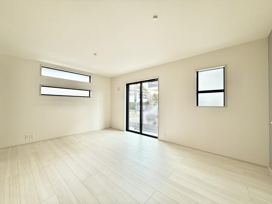 ���r���O ���������R�Ɖ�b�����܂��A�S�n�悢�ЂƂƂ�