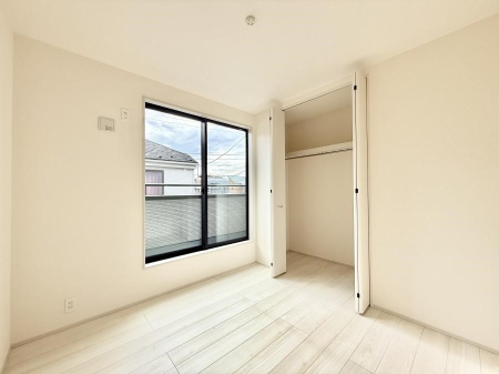 �Q�� ���������̔z�u��ʋC���̗ǂ��݌v�ŕ����̋�C�������炸�A��ɐV�N�ȋ�C������܂�