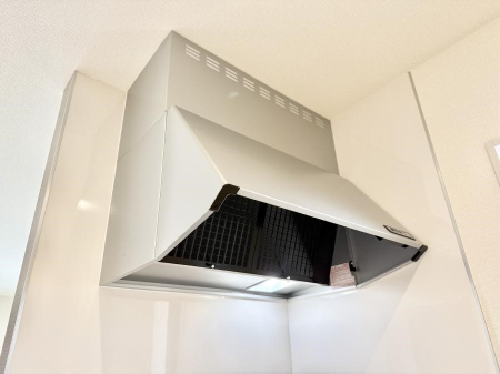 ���̑����� �ݔ����������̏��C����������C��ɗU������A�����I�ɔr�����ł��܂��B