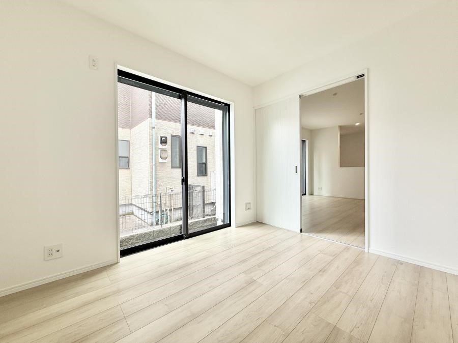 ���r���O ���������났�ƏΊ炪�W�܂�A�S���܂郊�r���O