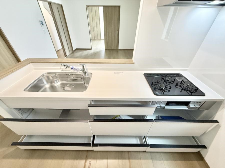 �L�b�`�� �����������������Ɗy�����Ȃ�A���K�ȃL�b�`�����