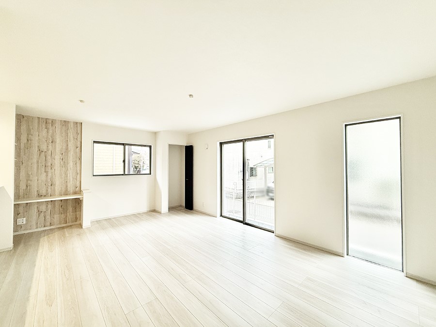 ���̑����� �������Ƒ��̏Ί炪���ӂ��A���났�̋��