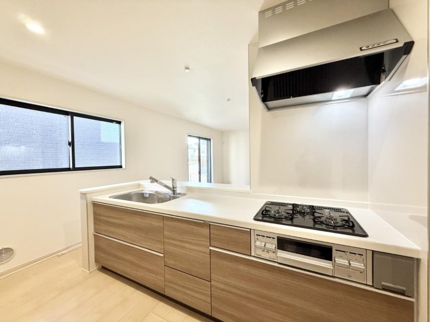 �L�b�`�� �����������������Ɗy�����Ȃ�A���K�ȃL�b�`�����