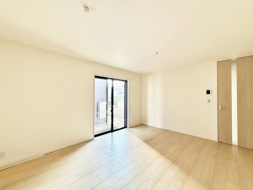 ���̑����� �������Ƒ����J��[�߂�A������̂���L�b�`��