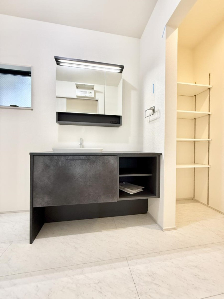 ���ʑ�E���ʏ� �������������Ő������̂�����ʏ�