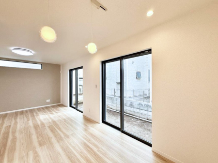 ���r���O �������V���v���������ґ�A��؂Ȑl�Ɖ߂����S���قǂ�����