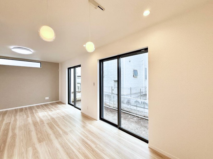 ���r���O �������V���v���������ґ�A��؂Ȑl�Ɖ߂����S���قǂ�����