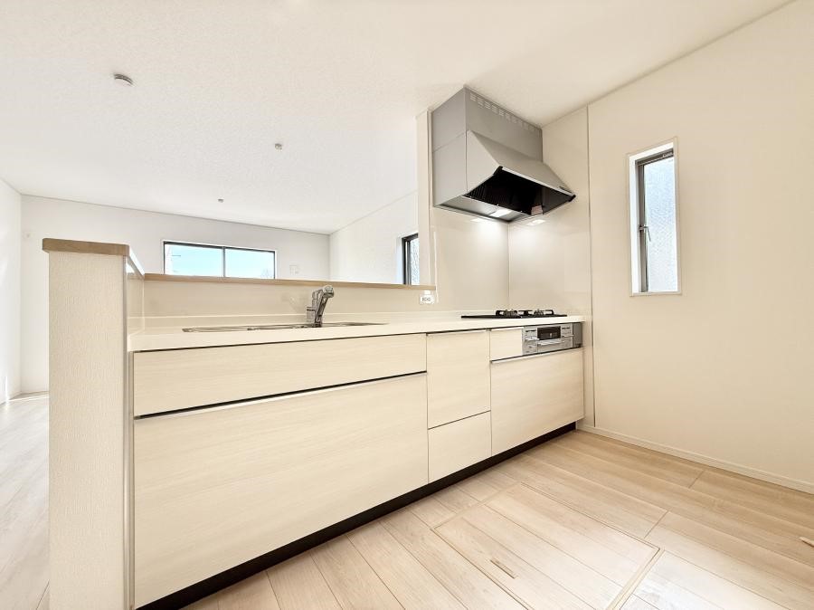 �L�b�`�� ���������y���݂ƐH�ׂ�K����͂���L�b�`��