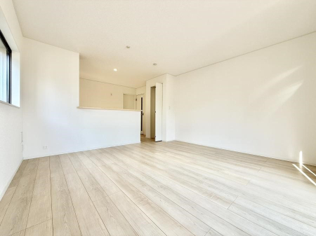 ���r���O ���������R�Ɖ�b�����܂��A�S�n�悢�ЂƂƂ�