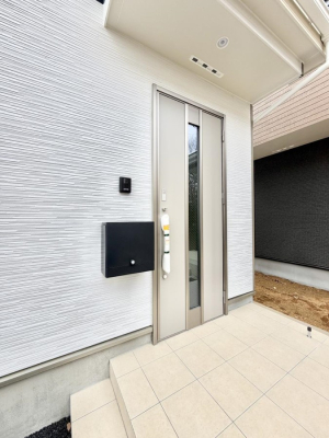 ���� �O�ρ� �V���v���Ŕ������A�Z�܂��̑���ۂ��ʂ錺�ւł�