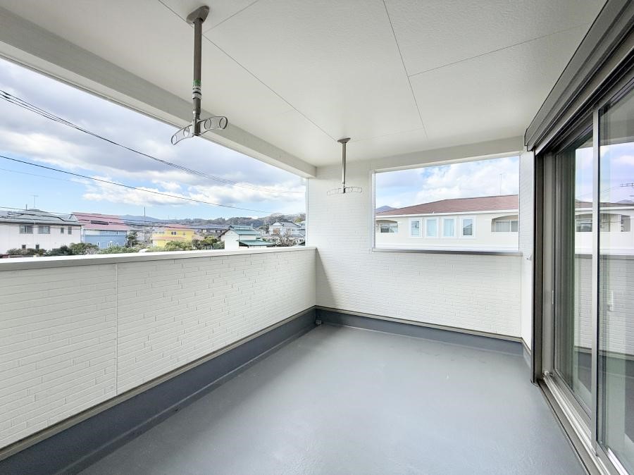 �o���R�j�[ ����