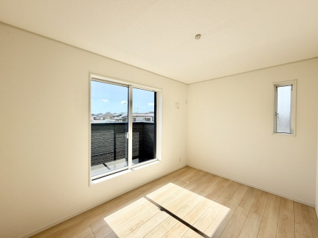 �Q�� ���������̔z�u��ʋC���̗ǂ��݌v�ŕ����̋�C�������炸�A��ɐV�N�ȋ�C������܂�