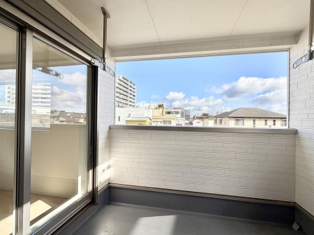 �o���R�j�[ ����