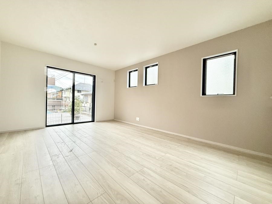 ���r���O ���������R�Ɖ�b�����܂��A�S�n�悢�ЂƂƂ�