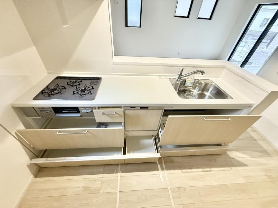 �L�b�`�� �������A�C�f�A�L����A�N���G�C�e�B�u�ȗ������