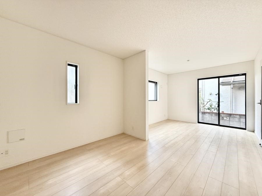 ���r���O ���������났�ƏΊ炪�W�܂�A�S���܂郊�r���O