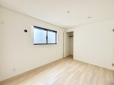 �Q�� ���������̔z�u��ʋC���̗ǂ��݌v�ŕ����̋�C�������炸�A��ɐV�N�ȋ�C������܂�