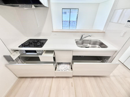 �L�b�`�� �������A�C�f�A�L����A�N���G�C�e�B�u�ȗ������