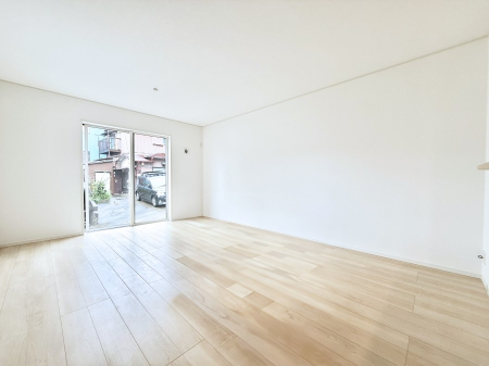 ���r���O ���������났�ƏΊ炪�W�܂�A�S���܂郊�r���O